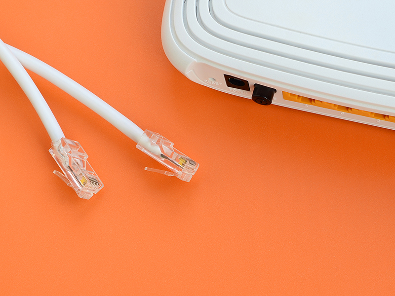 Router som inte är ihopkopplad med sladdarna.